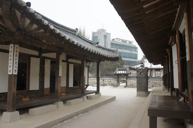 【忠武路站】首爾市區內保留最完整的-南山谷韓屋村