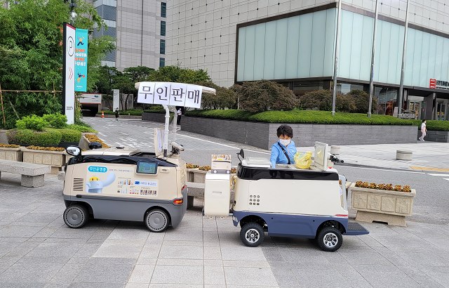 【韓國城市傳說】擁有高科技加成的 韓國養樂多阿珠媽 ！ (+無人自動販賣車)